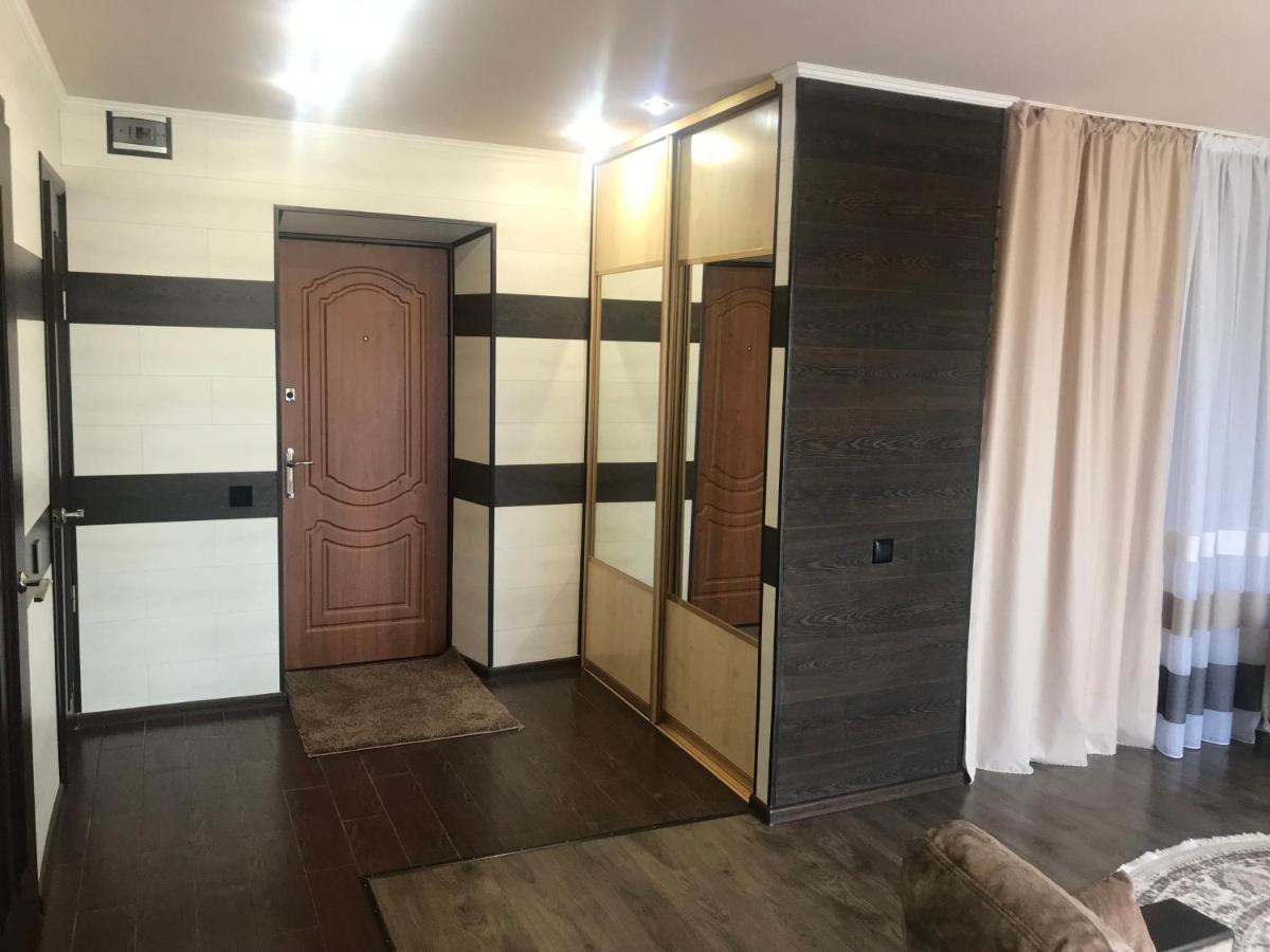 Чудова Квартирка В Кам'Янці -Подільському Kamjanez-Podilskyj Exterior foto